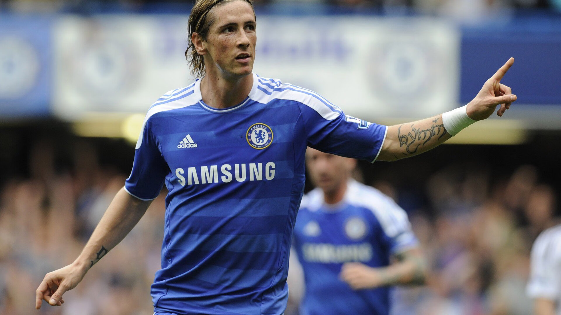 技术动作连贯,整体协调度提升,不断改进技术动作,动作基本规范